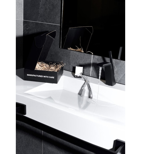 Rebel Barber Predator Black & Blades / Подарочный набор (Бритва+лезвия) Rebel Barber Predator Black & Blades / Подарочный набор (Бритва+лезвия)